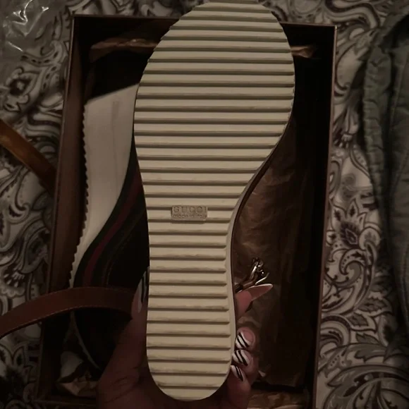 Gucci Brown and Green Wedge Sandals - Picture 4 of 9